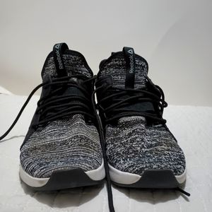 Reebok Women's Guresu 2.0 Studio Workout Shoe Sneaker Black/White Size 11